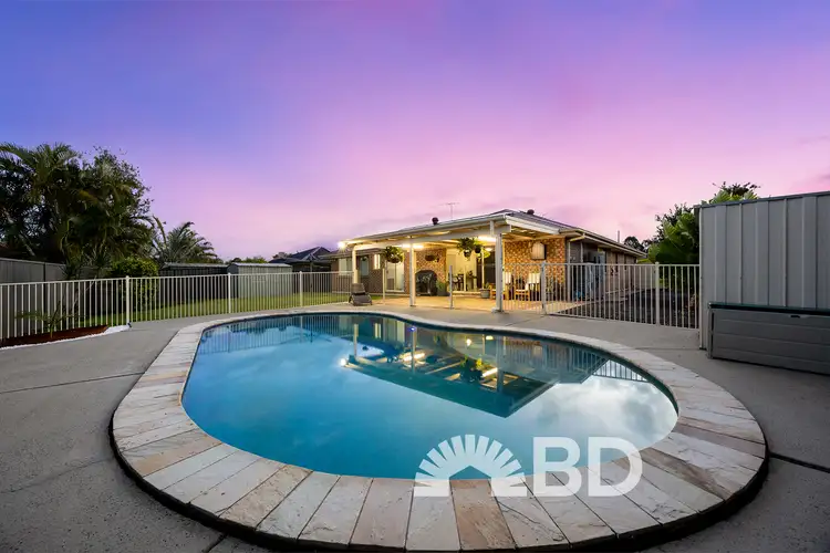 8 Whitfield Court