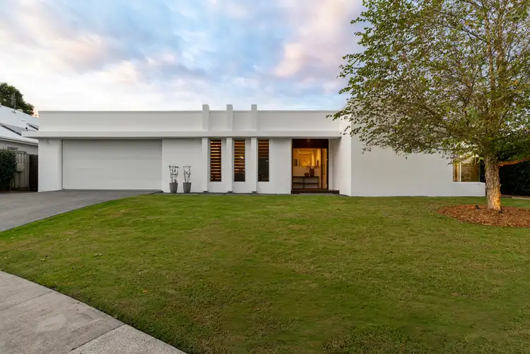 8 Mulberry Close