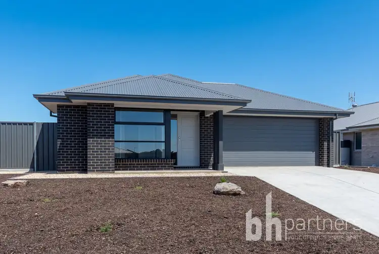 19 Gemini Way