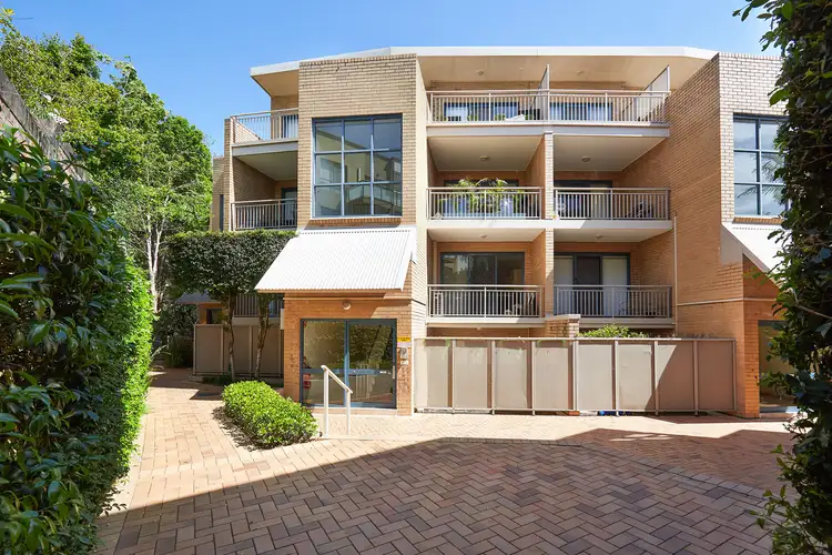 4-6 Cowper Street