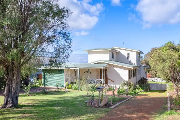 15 Thelma Street