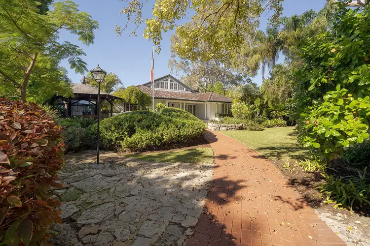 38 Browne Avenue
