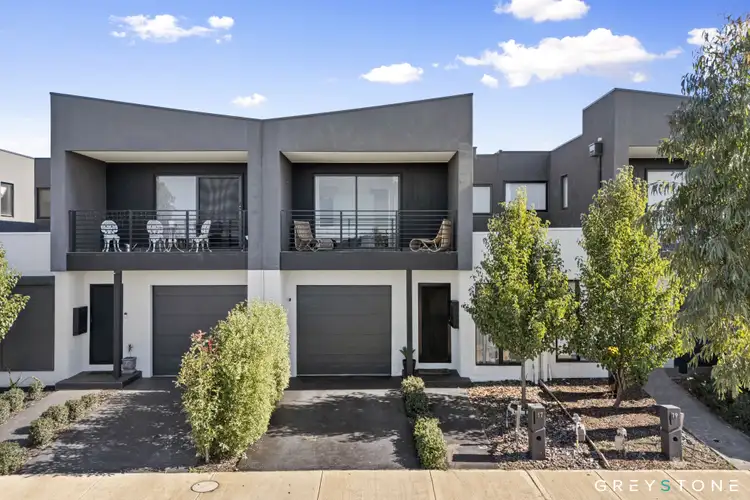 17 Pigato Crescent