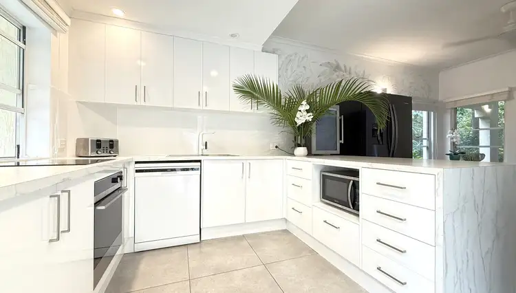 5 Osprey Close