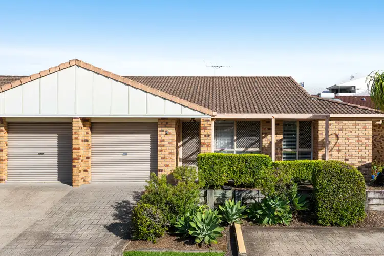 11 Thornlake Court