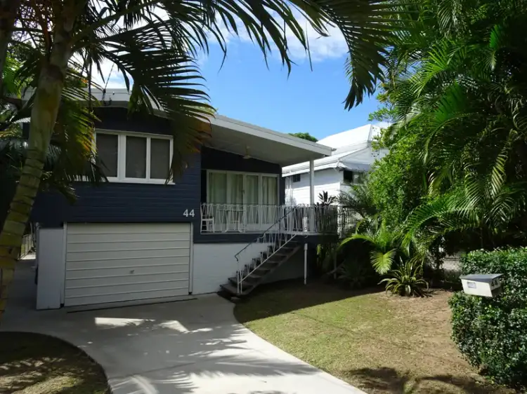 44 Park Rd West