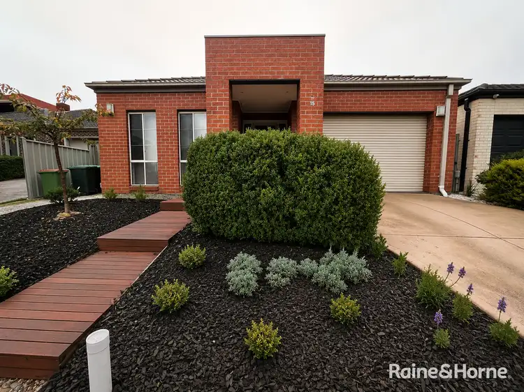 15 Elsternwick Way