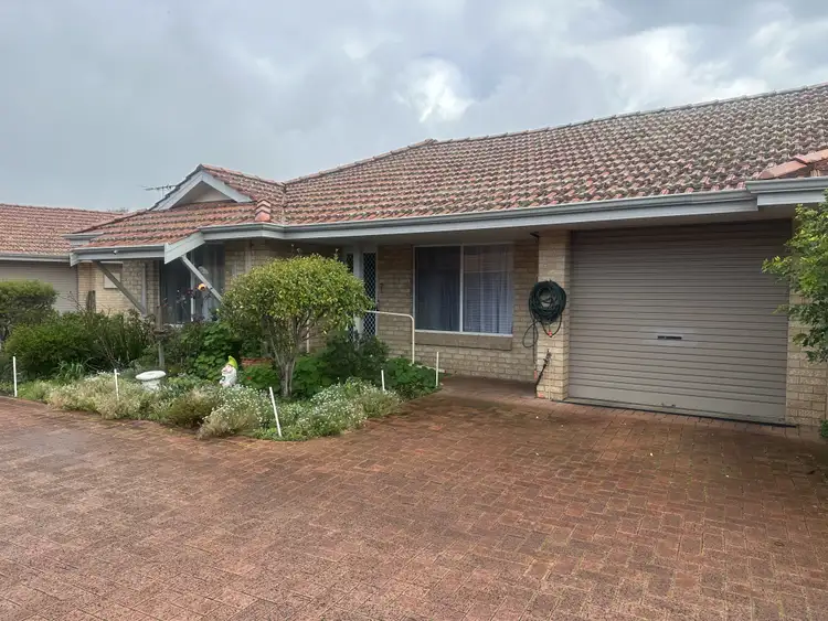 11 Donnelly Court