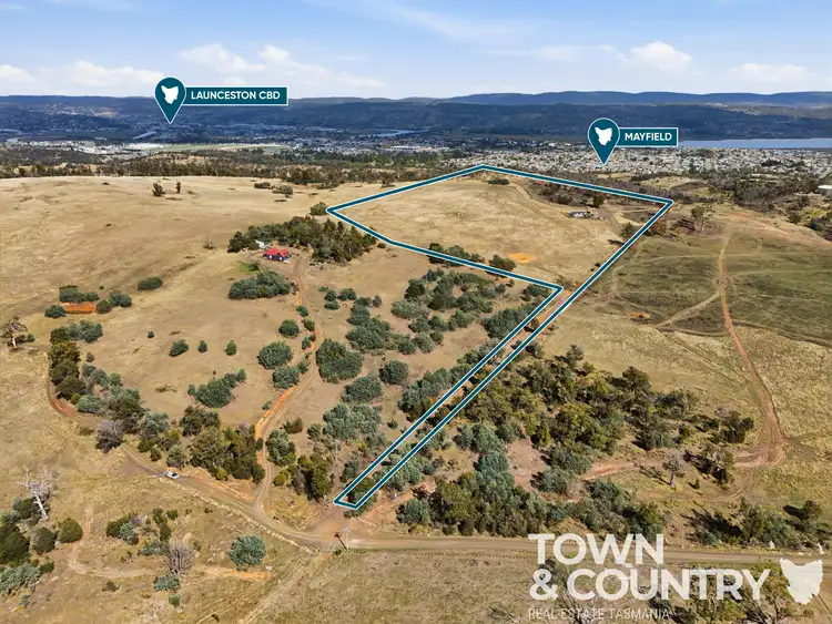 120 Russells Plains Road