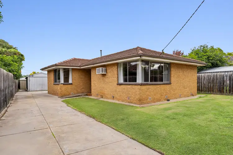 27 Frazer Avenue