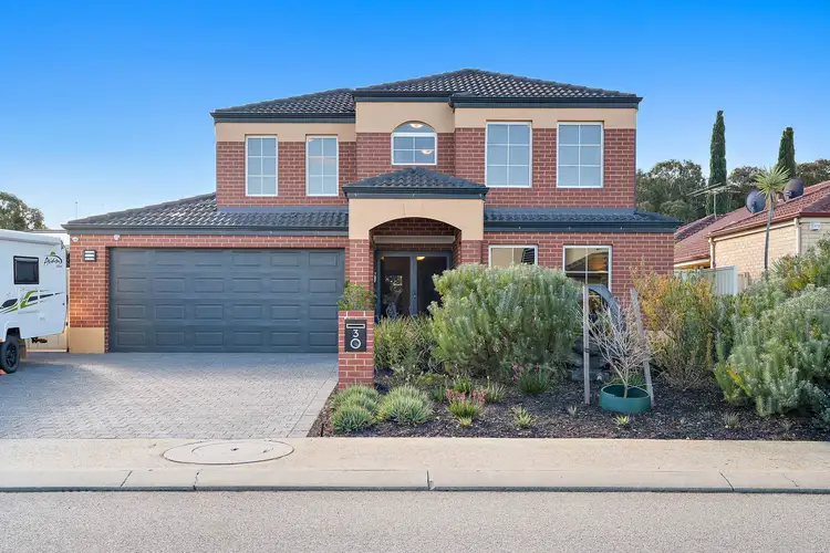 3 Sandford Avenue