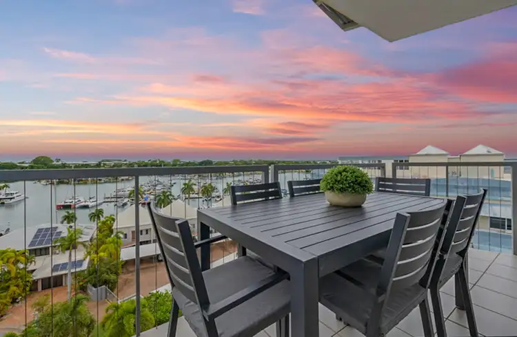 32 Marina Boulevard