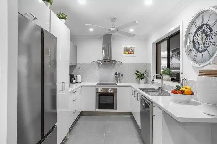 10 Mitchell Avenue