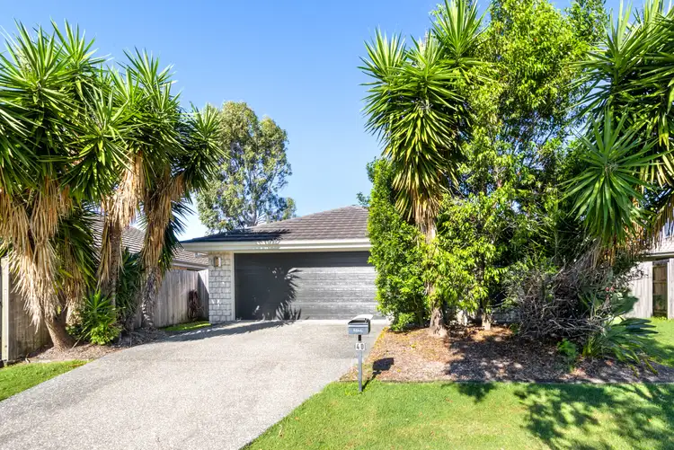 40 Hollyoak Crescent