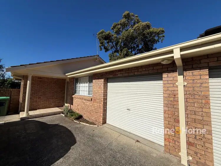 2/12 Breeze Street