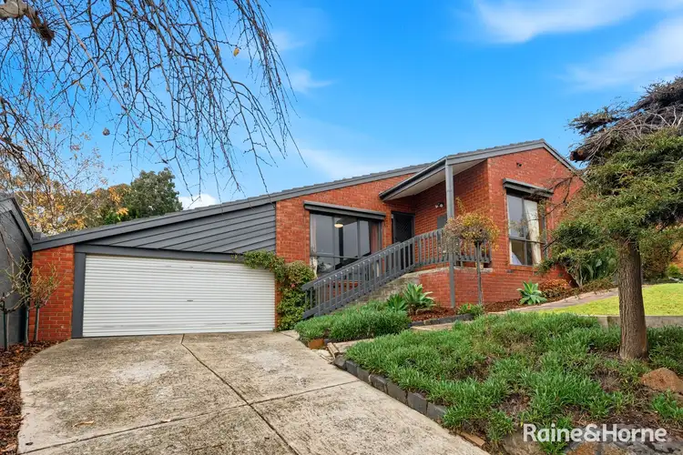 62 Newlands Crescent