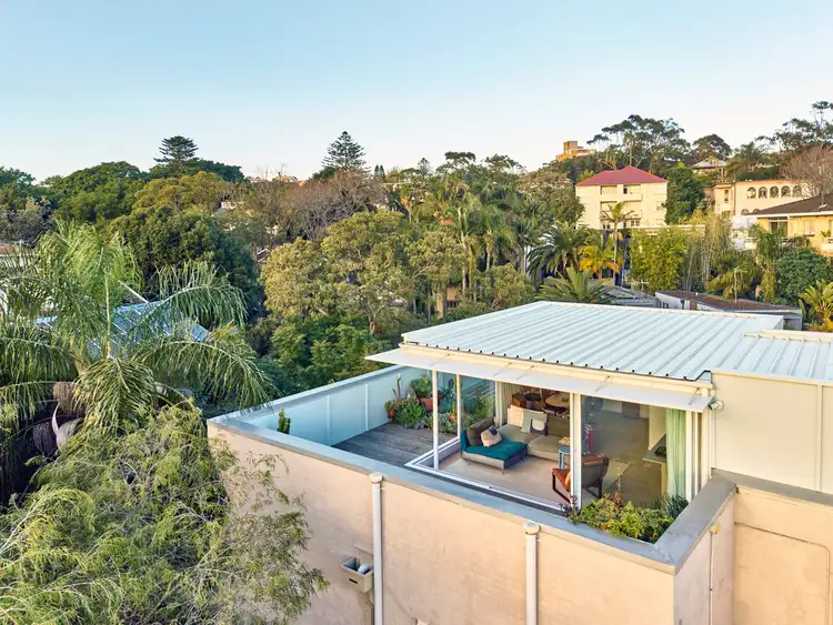 57 Sir Thomas Mitchell Road