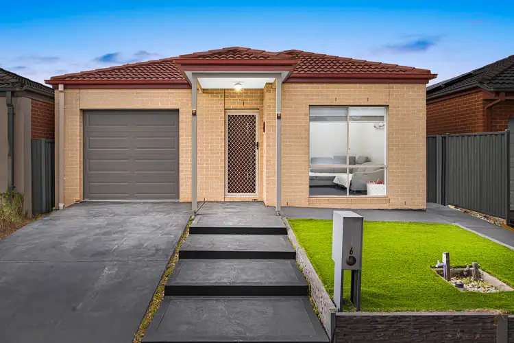 6 Firecrest Road