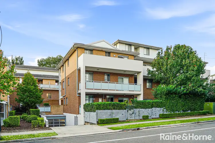 7-11 Putland Street