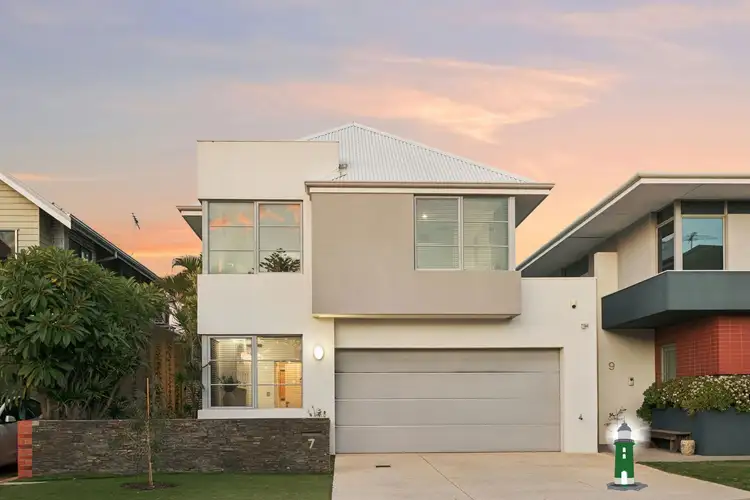 7 Porcelli Close