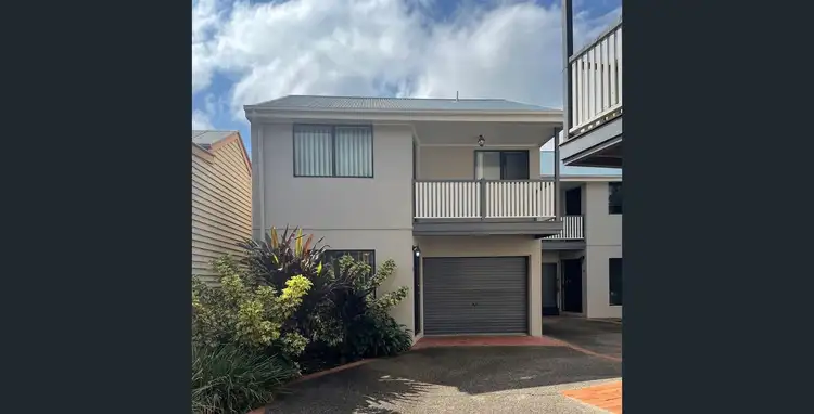 7 Curtis Street