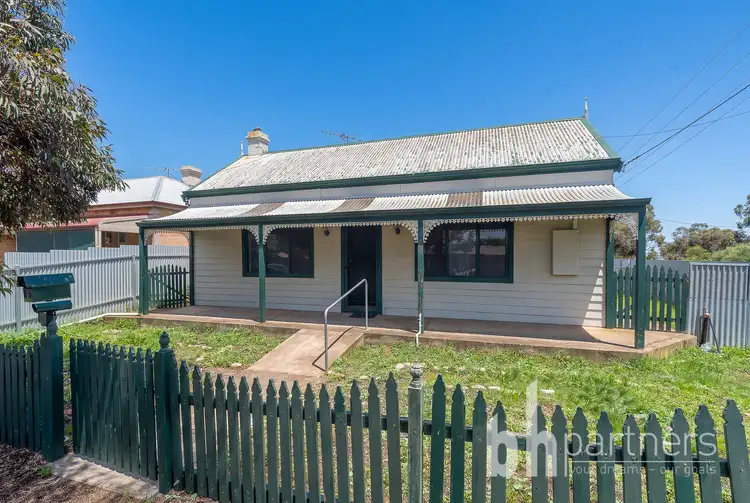 1 Shearer Street