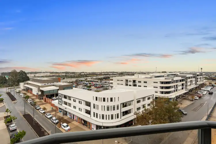 12 Junction Boulevard