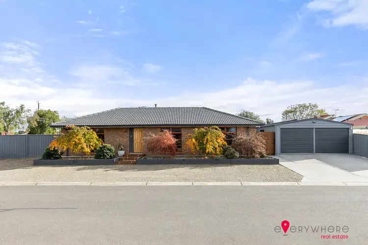 34 Rowes Road