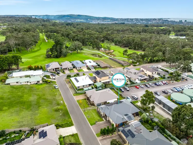 15 Jasmin Drive