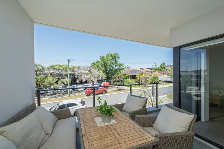 14 Roebuck Street
