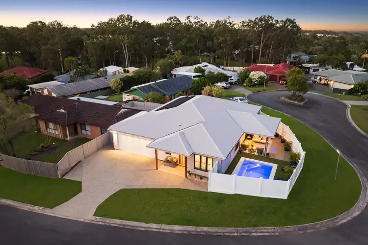 2 Kilcoy Place