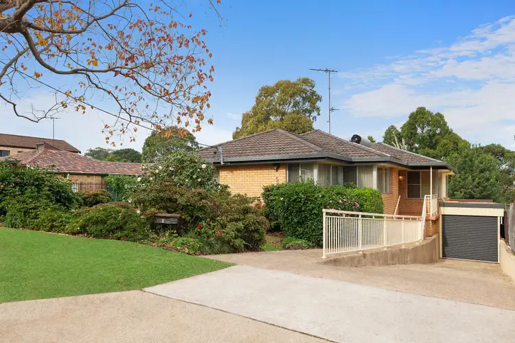 5 Robin Place