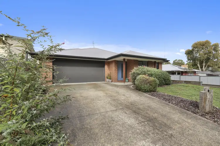 34 Campbell Street