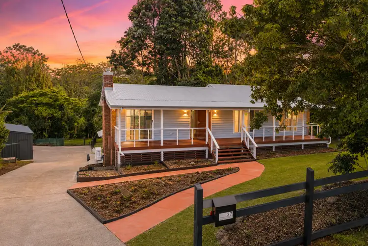 37 Mary Cairncross Avenue