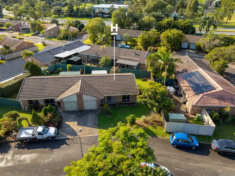 12 Helensvale Road