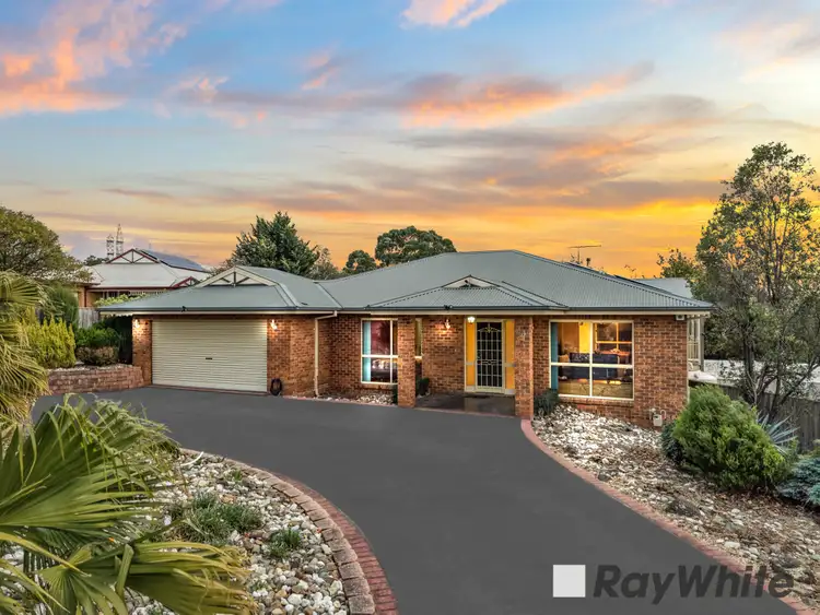 17 Cleveland Close