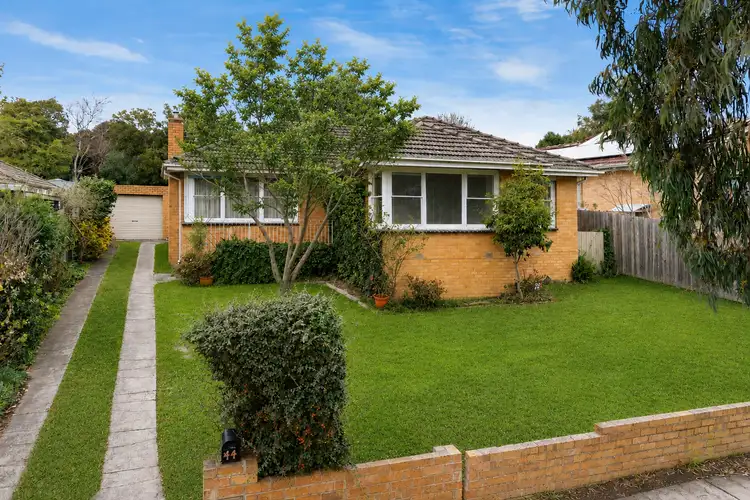 44 Silver Ash Avenue