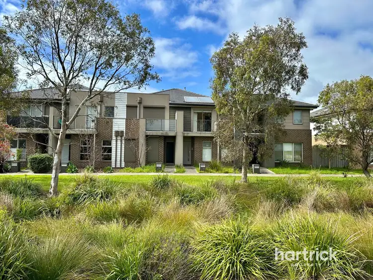 10 Linden Drive