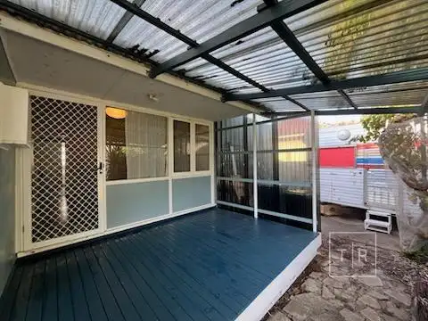 21 Morton Way