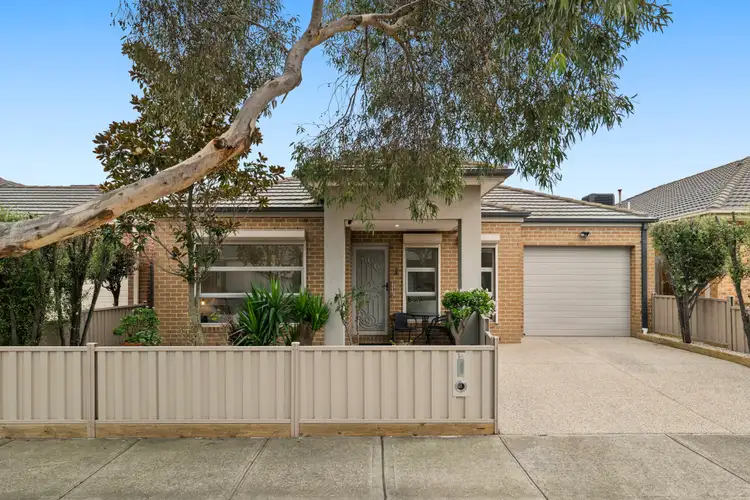 16 Frewin Street