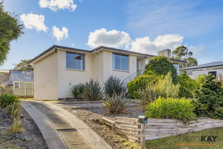 9 Waratah Street