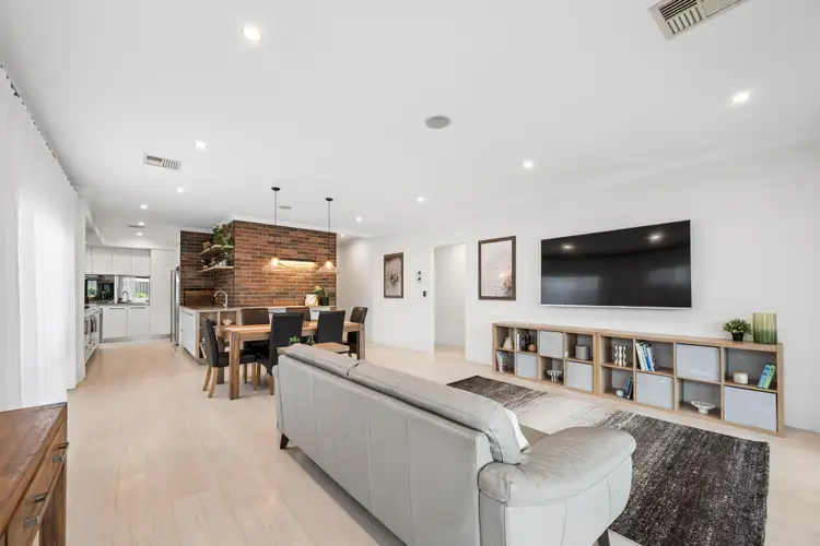 11 Quinn Street