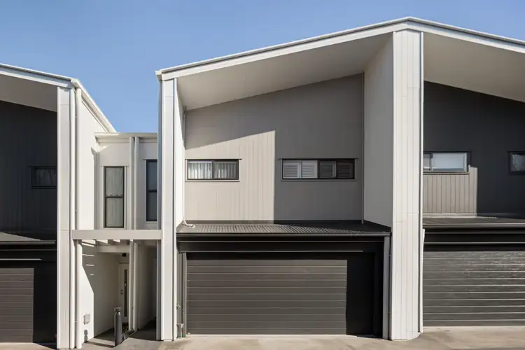2/174 Norris Road