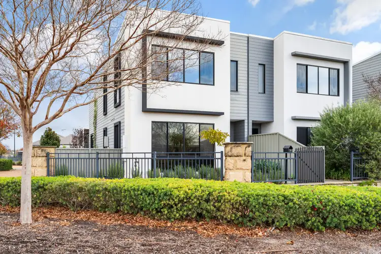 7 Mackerel Avenue