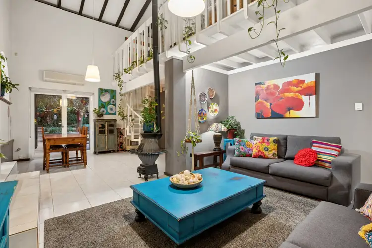 4 Wahroonga Way