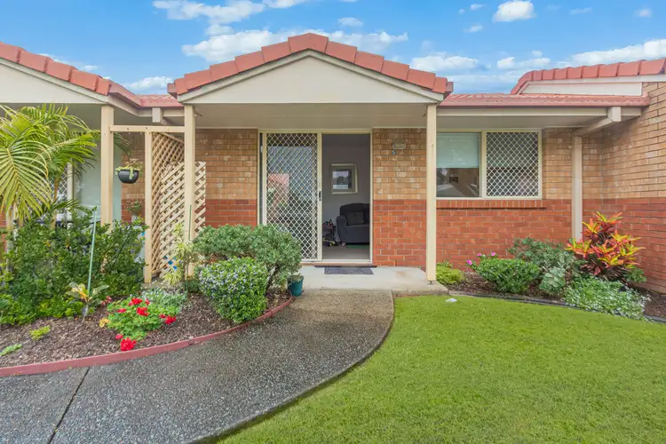 74 Greenway Drive