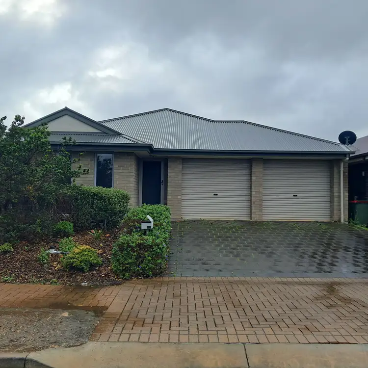 9 Jackstaff Road