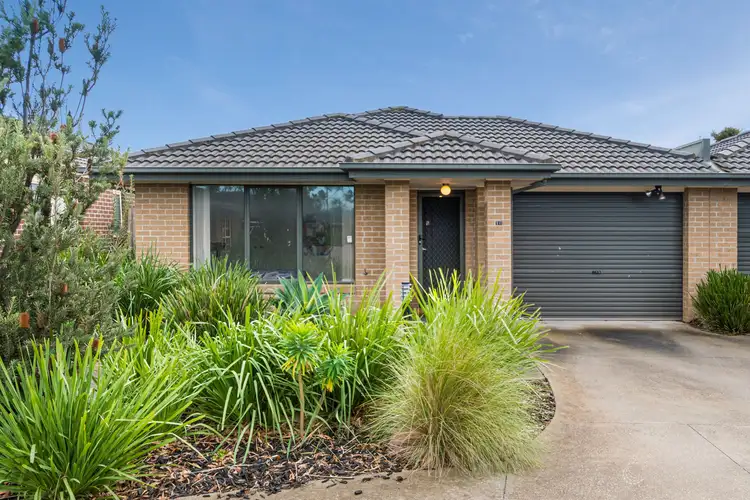 10 Kingfisher Court