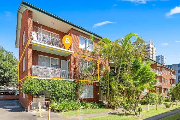4 Belmore Street