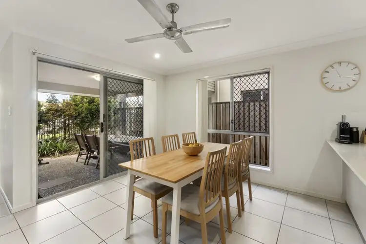 86 Carselgrove Avenue